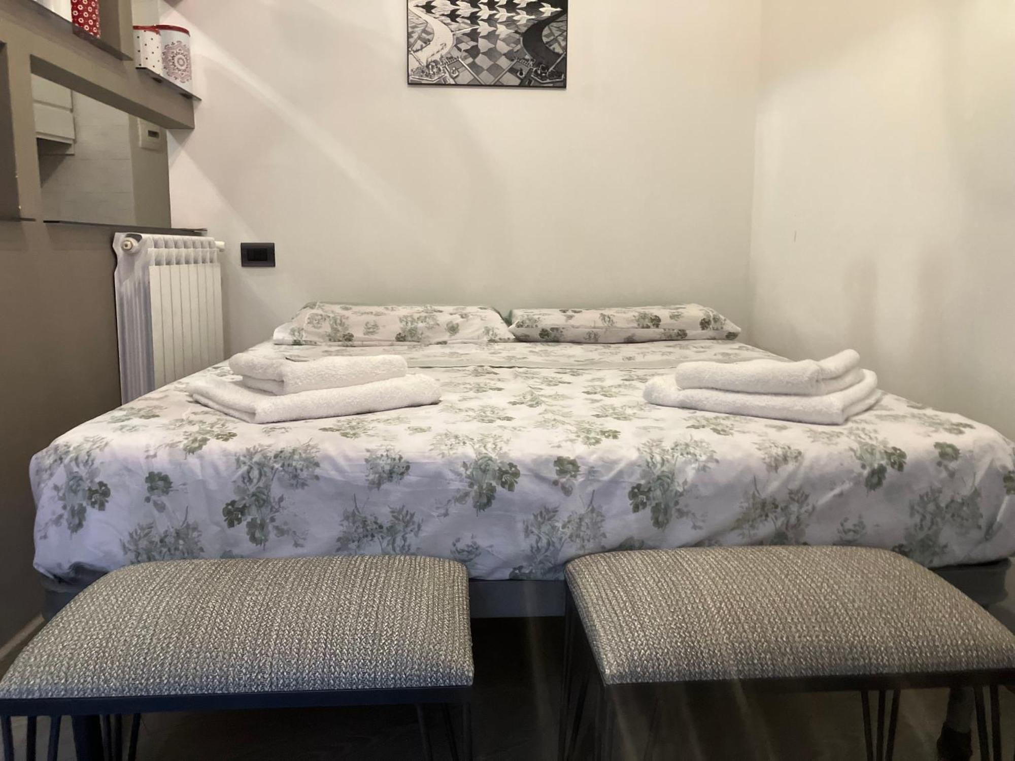 Couette-café Alma Megaris *